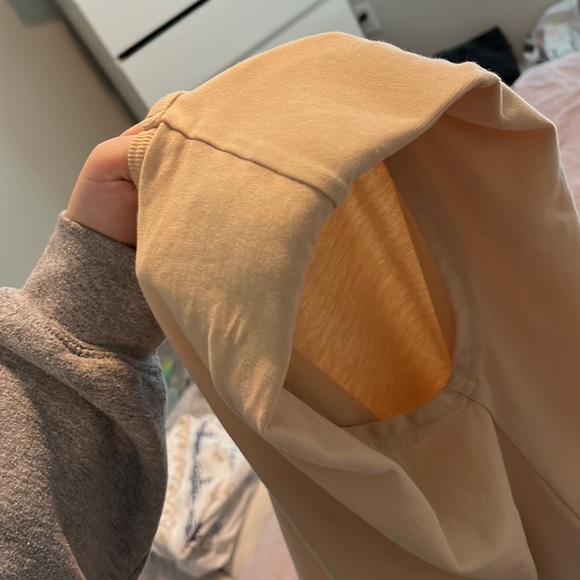 Shoulder Pads Tank - Picture 4 of 4